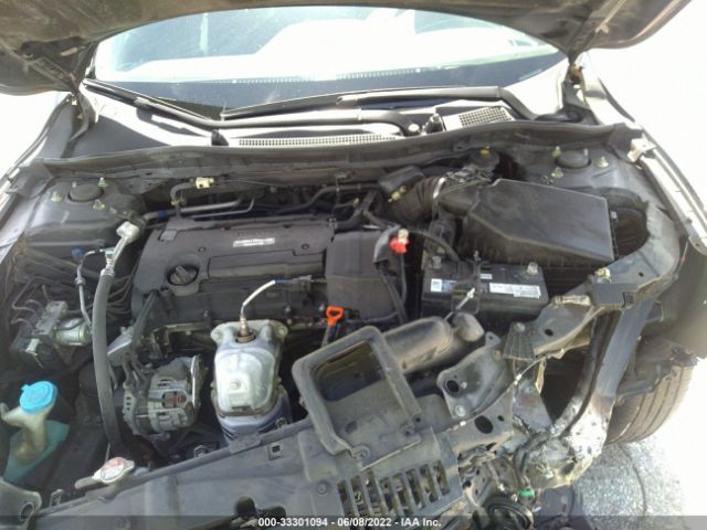 Photo 9 VIN: 1HGCR2F3XHA272577 - HONDA ACCORD SEDAN 