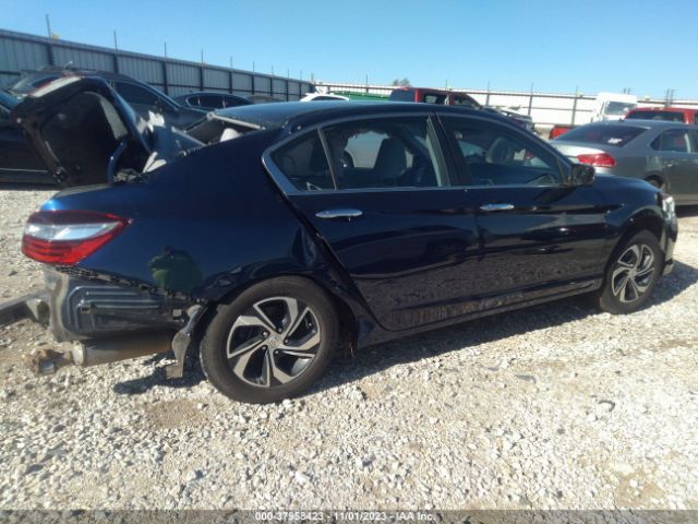 Photo 3 VIN: 1HGCR2F43GA121071 - HONDA ACCORD SEDAN 