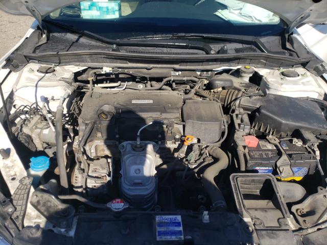 Photo 6 VIN: 1HGCR2F43HA158347 - HONDA ACCORD LX 