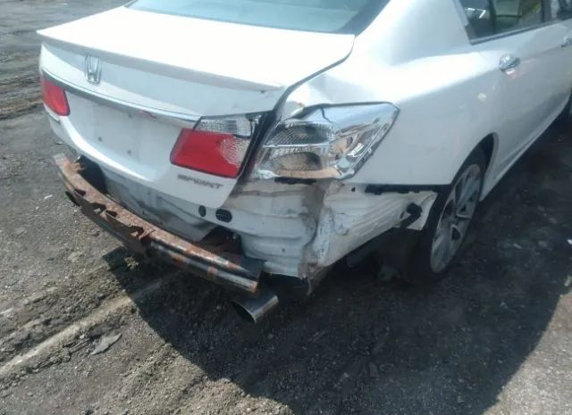 Photo 5 VIN: 1HGCR2F50DA070634 - HONDA ACCORD SDN 