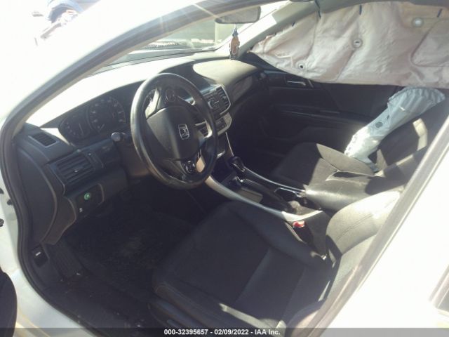 Photo 4 VIN: 1HGCR2F50DA215316 - HONDA ACCORD SDN 