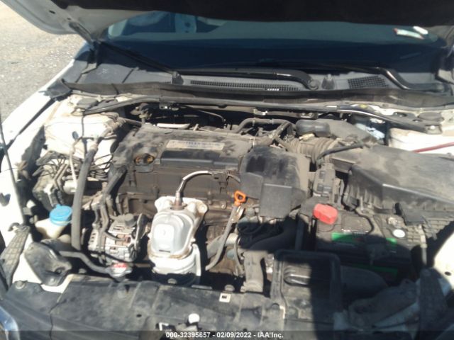 Photo 9 VIN: 1HGCR2F50DA215316 - HONDA ACCORD SDN 