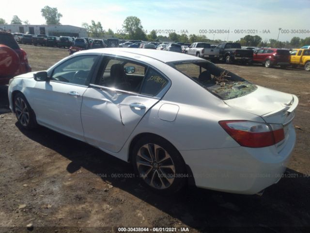 Photo 2 VIN: 1HGCR2F50EA114133 - HONDA ACCORD SEDAN 