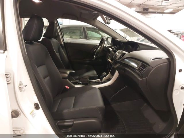 Photo 4 VIN: 1HGCR2F50EA209288 - HONDA ACCORD 