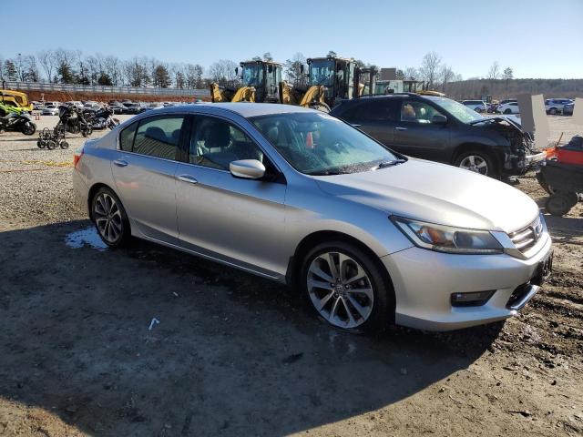 Photo 3 VIN: 1HGCR2F50EA249323 - HONDA ACCORD 