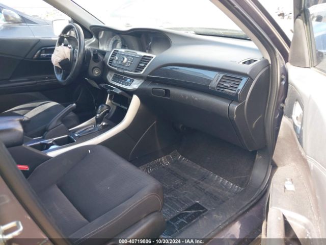 Photo 4 VIN: 1HGCR2F50FA047390 - HONDA ACCORD 