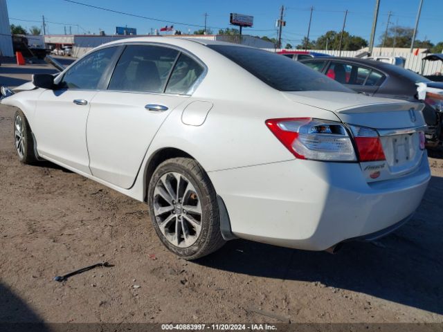 Photo 2 VIN: 1HGCR2F50FA083158 - HONDA ACCORD 