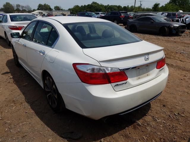 Photo 2 VIN: 1HGCR2F50FA118832 - HONDA ACCORD SPO 