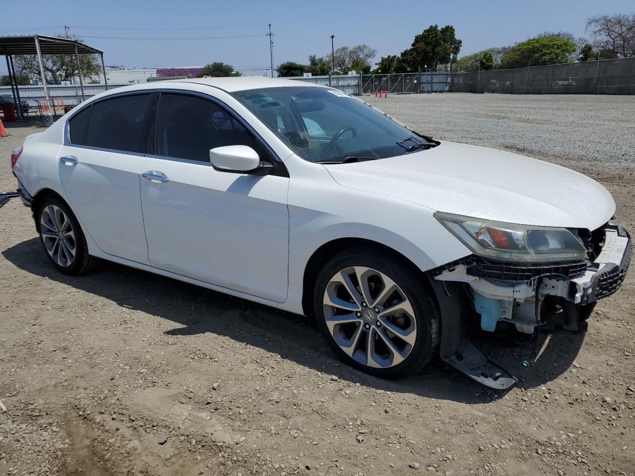 Photo 3 VIN: 1HGCR2F50FA150177 - HONDA ACCORD 