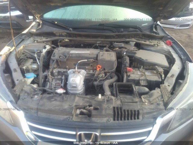 Photo 9 VIN: 1HGCR2F50FA210099 - HONDA ACCORD SEDAN 