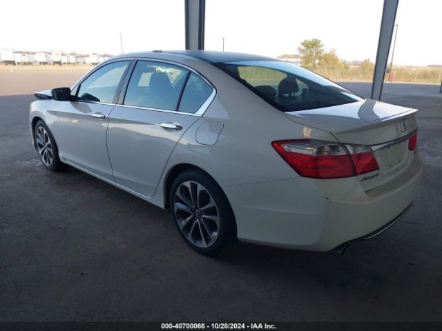 Photo 2 VIN: 1HGCR2F50FA263126 - HONDA ACCORD 