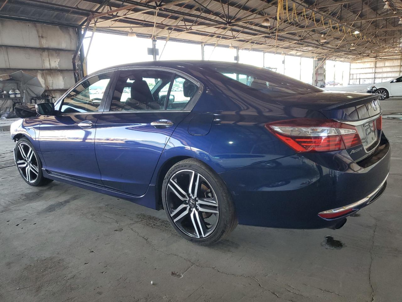 Photo 1 VIN: 1HGCR2F50GA031515 - HONDA ACCORD 