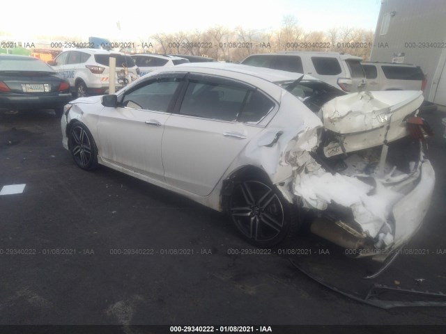 Photo 2 VIN: 1HGCR2F50GA235294 - HONDA ACCORD SEDAN 