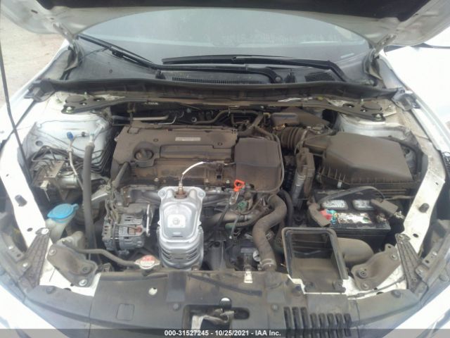 Photo 9 VIN: 1HGCR2F50HA042242 - HONDA ACCORD SEDAN 