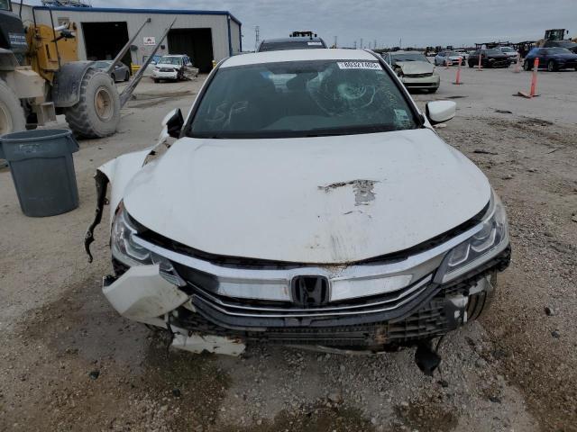 Photo 4 VIN: 1HGCR2F50HA172425 - HONDA ACCORD 