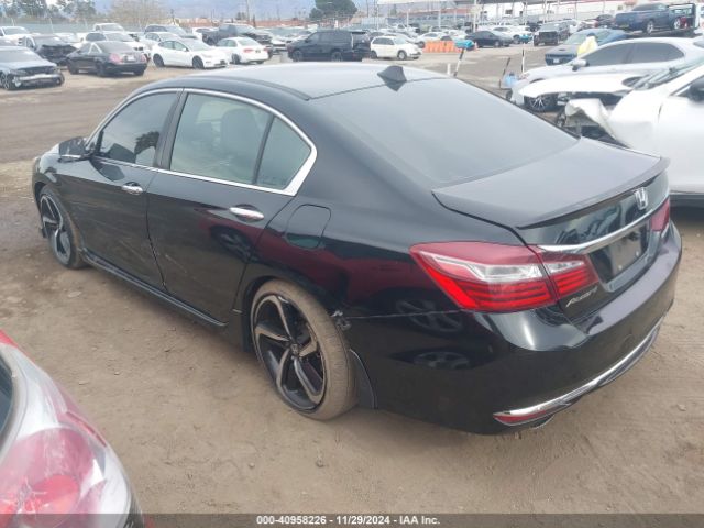 Photo 2 VIN: 1HGCR2F50HA182632 - HONDA ACCORD 