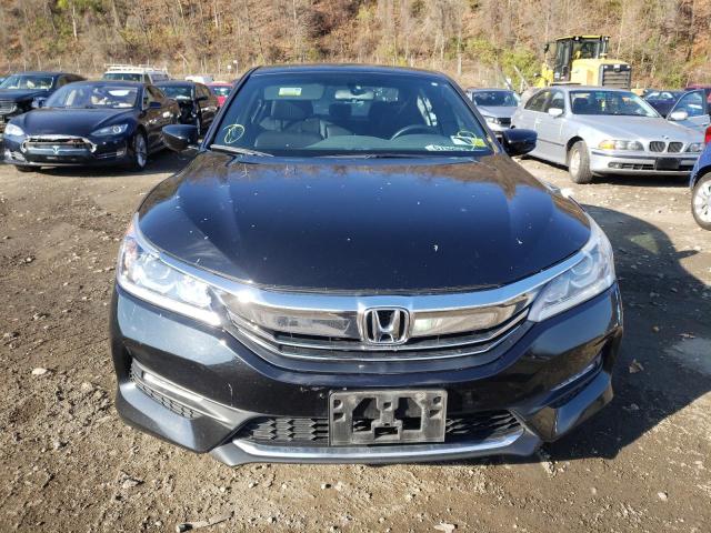 Photo 4 VIN: 1HGCR2F50HA194960 - HONDA ACCORD SPO 