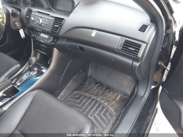 Photo 4 VIN: 1HGCR2F50HA303742 - HONDA ACCORD 