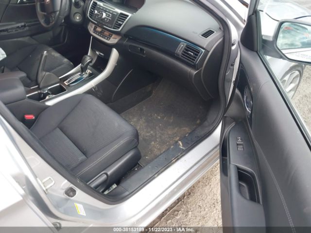 Photo 4 VIN: 1HGCR2F51DA066351 - HONDA ACCORD 