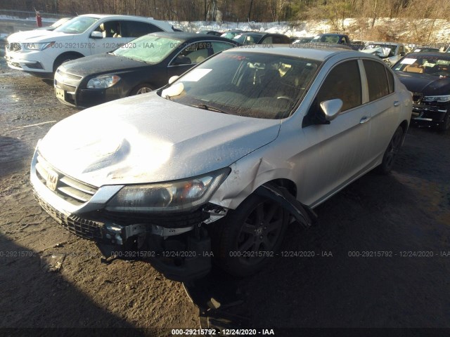 Photo 1 VIN: 1HGCR2F51DA068892 - HONDA ACCORD SDN 