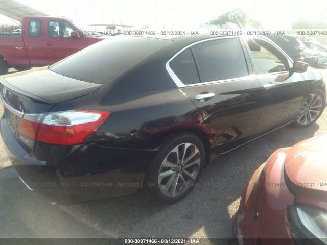 Photo 3 VIN: 1HGCR2F51DA165994 - HONDA ACCORD SDN 