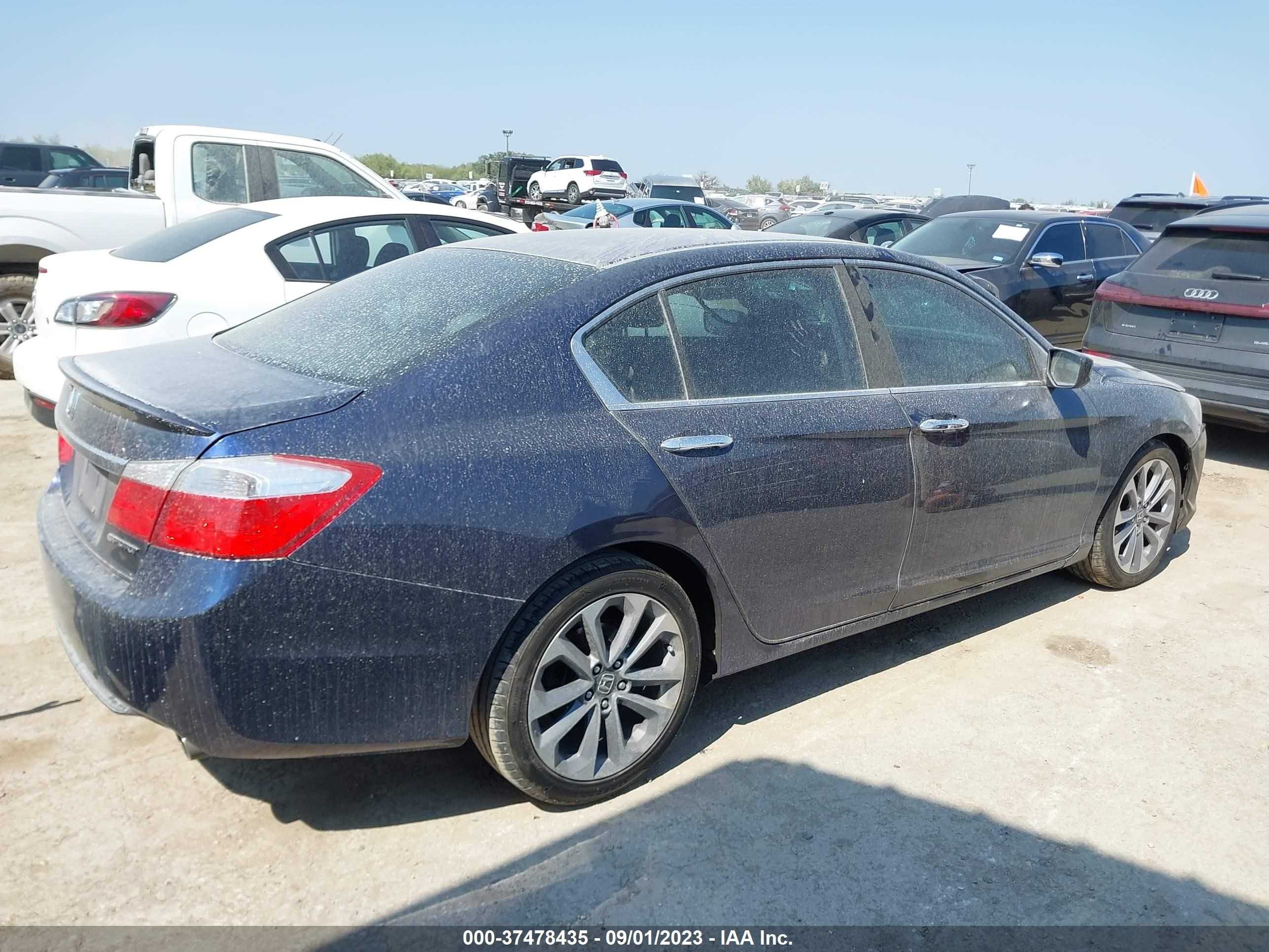 Photo 12 VIN: 1HGCR2F51EA014834 - HONDA ACCORD 