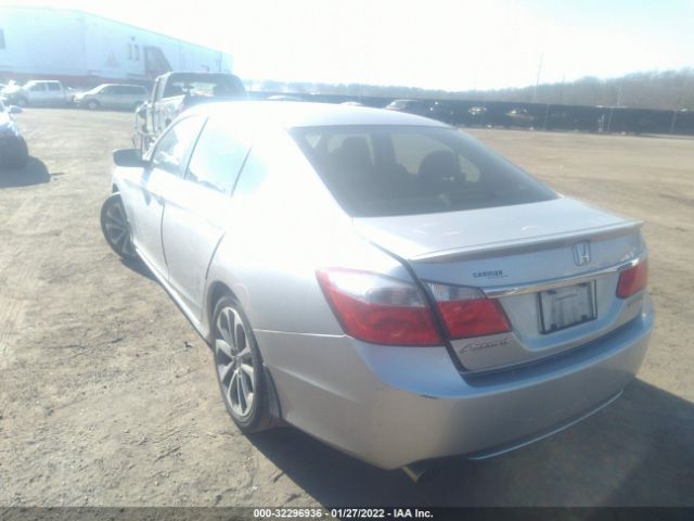 Photo 2 VIN: 1HGCR2F51EA051883 - HONDA ACCORD SEDAN 