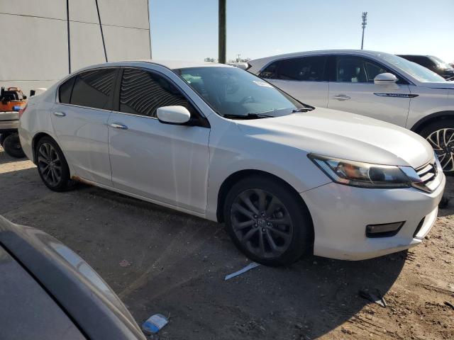 Photo 3 VIN: 1HGCR2F51EA062639 - HONDA ACCORD SPO 