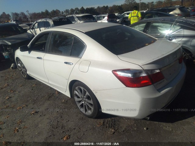 Photo 2 VIN: 1HGCR2F51EA120328 - HONDA ACCORD SEDAN 