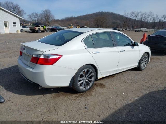 Photo 3 VIN: 1HGCR2F51EA210496 - HONDA ACCORD 