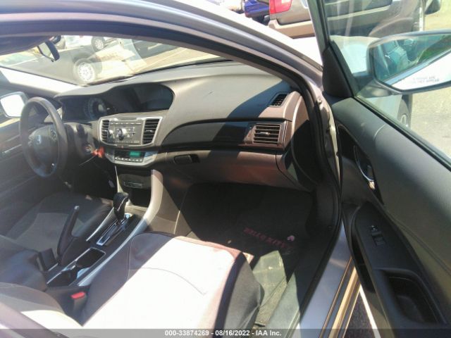 Photo 4 VIN: 1HGCR2F51EA211597 - HONDA ACCORD SEDAN 