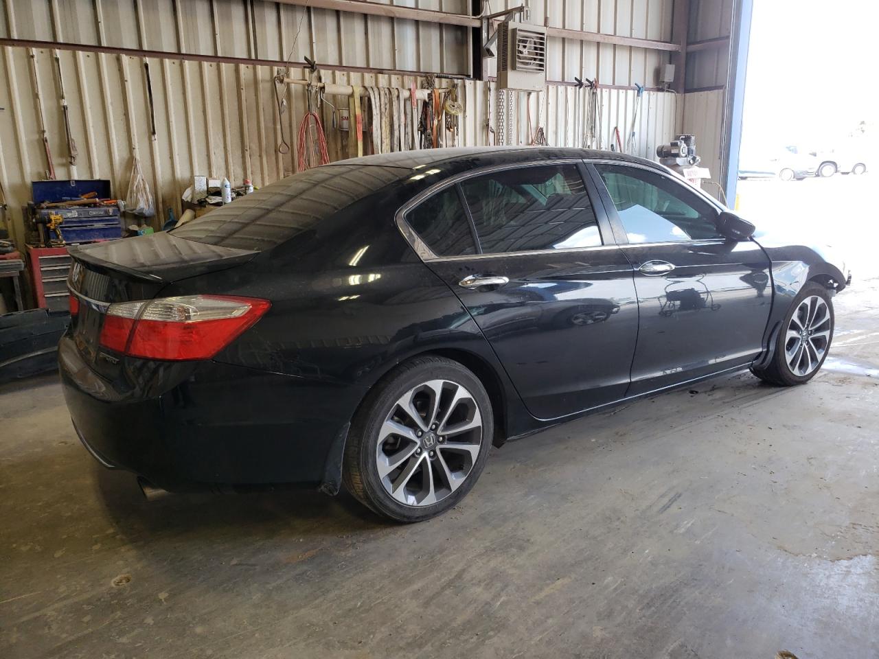 Photo 2 VIN: 1HGCR2F51EA236242 - HONDA ACCORD 