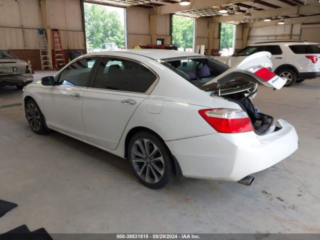 Photo 2 VIN: 1HGCR2F51EA246513 - HONDA ACCORD 