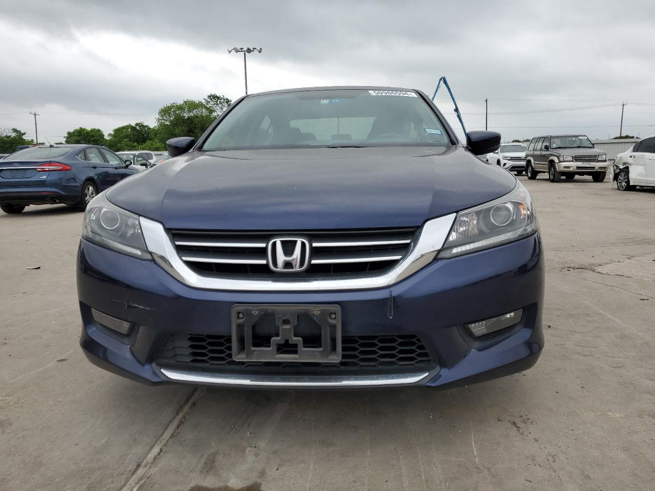 Photo 4 VIN: 1HGCR2F51EA269063 - HONDA ACCORD 