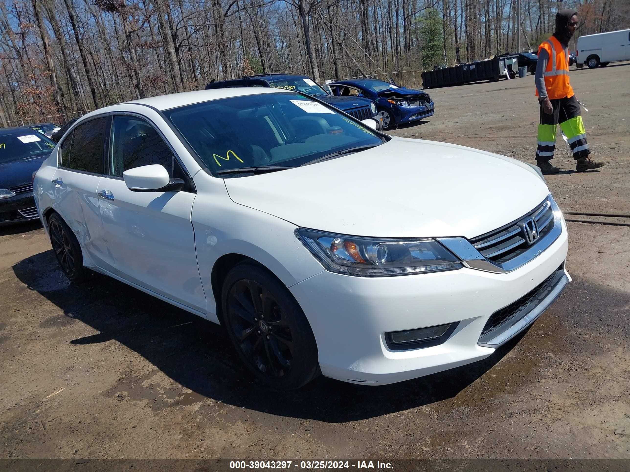 Photo 0 VIN: 1HGCR2F51EA297350 - HONDA ACCORD 