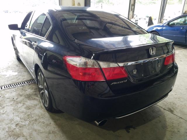 Photo 2 VIN: 1HGCR2F51FA020201 - HONDA ACCORD SPO 