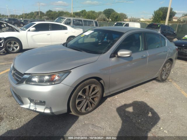 Photo 1 VIN: 1HGCR2F51FA159695 - HONDA ACCORD SEDAN 