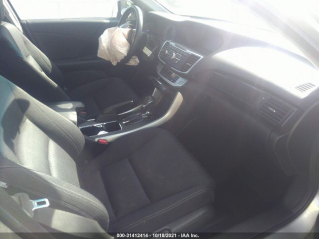 Photo 4 VIN: 1HGCR2F51FA159695 - HONDA ACCORD SEDAN 