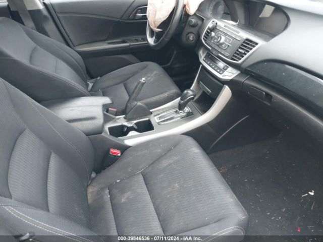 Photo 4 VIN: 1HGCR2F51FA172947 - HONDA ACCORD 