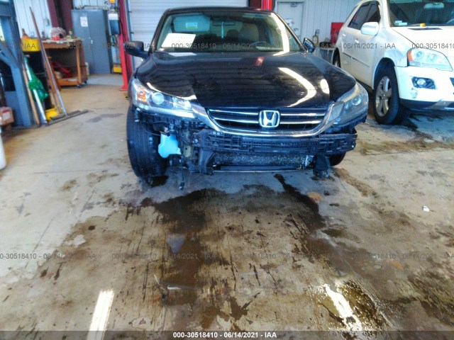 Photo 5 VIN: 1HGCR2F51FA228594 - HONDA ACCORD SEDAN 