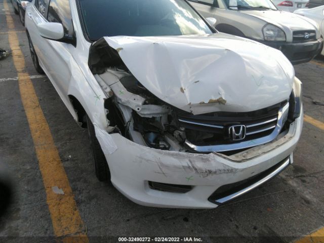 Photo 5 VIN: 1HGCR2F51FA243824 - HONDA ACCORD SEDAN 