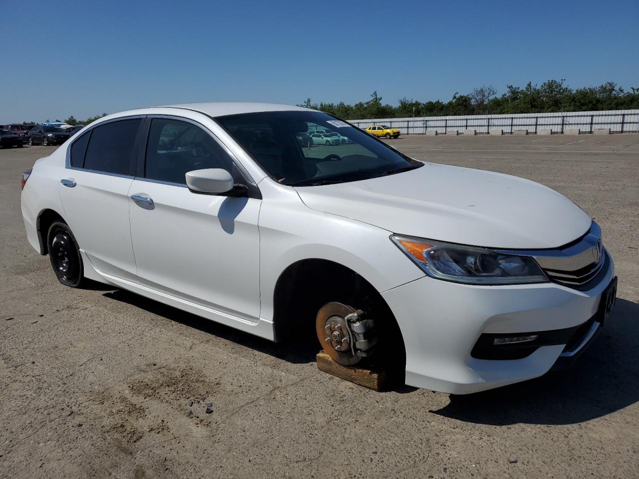 Photo 3 VIN: 1HGCR2F51GA139111 - HONDA ACCORD 