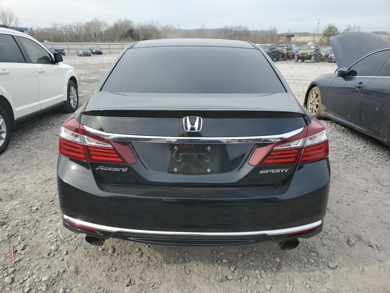 Photo 5 VIN: 1HGCR2F51GA163425 - HONDA ACCORD 