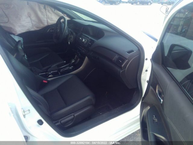 Photo 4 VIN: 1HGCR2F51GA177700 - HONDA ACCORD SEDAN 