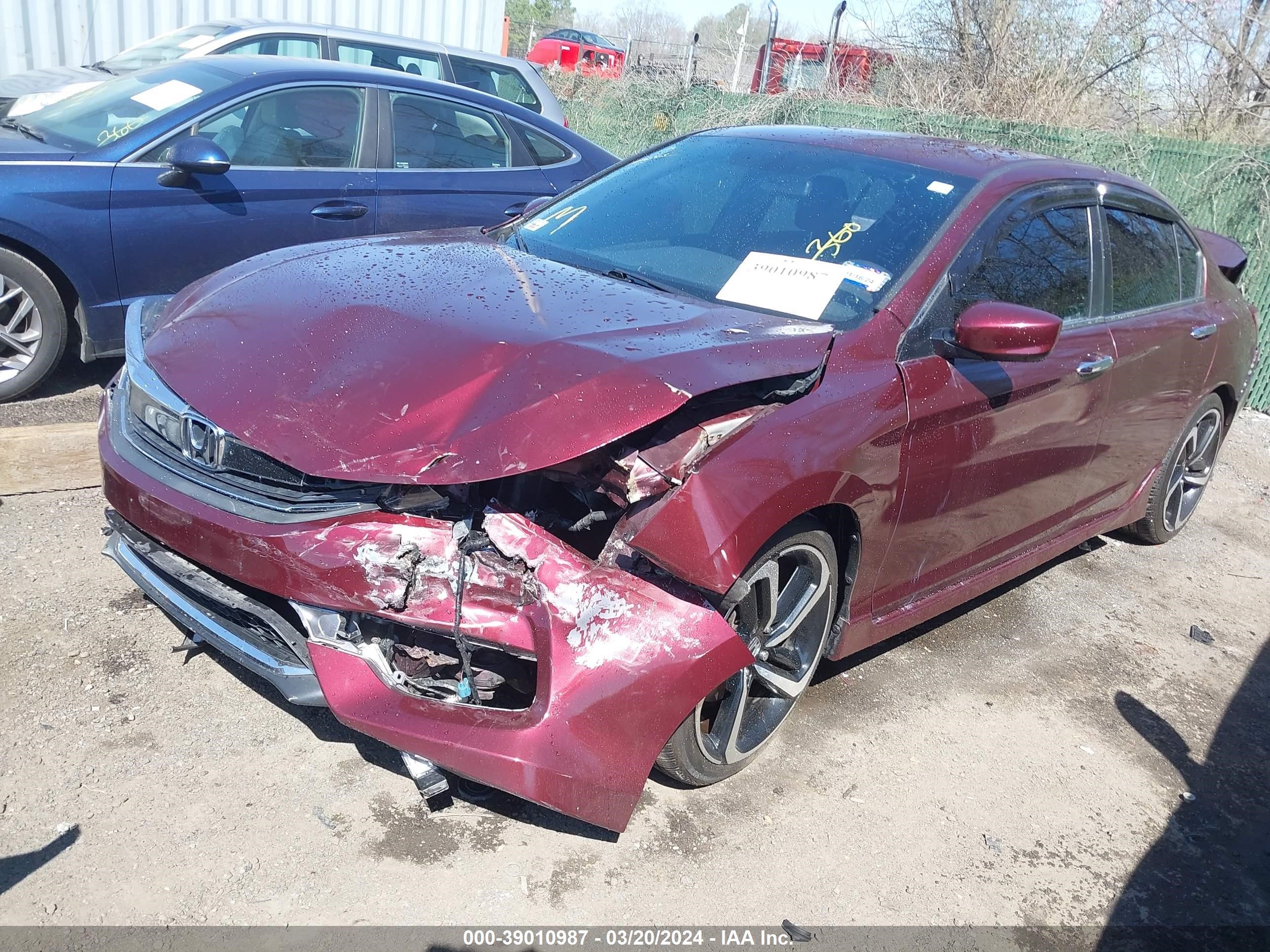 Photo 1 VIN: 1HGCR2F51HA146223 - HONDA ACCORD 