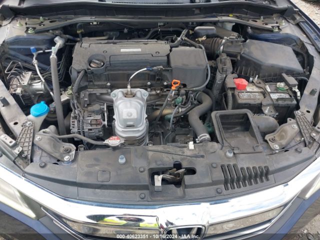 Photo 9 VIN: 1HGCR2F51HA297062 - HONDA ACCORD 