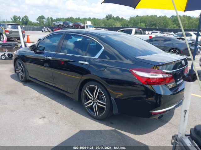 Photo 2 VIN: 1HGCR2F51HA300963 - HONDA ACCORD 