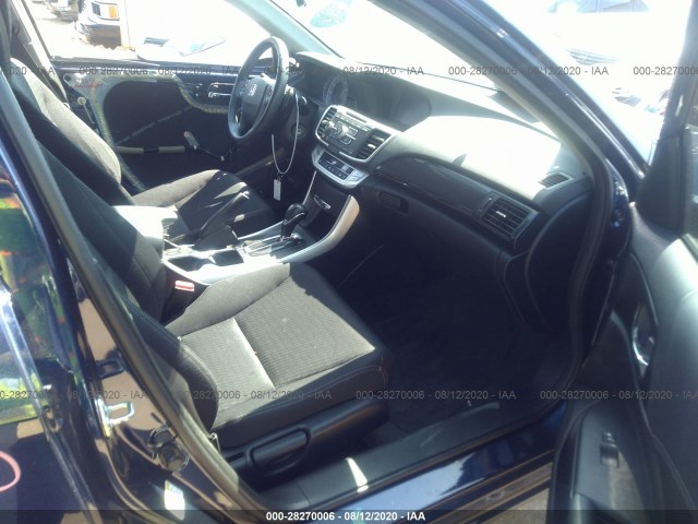 Photo 4 VIN: 1HGCR2F52DA060641 - HONDA ACCORD SDN 