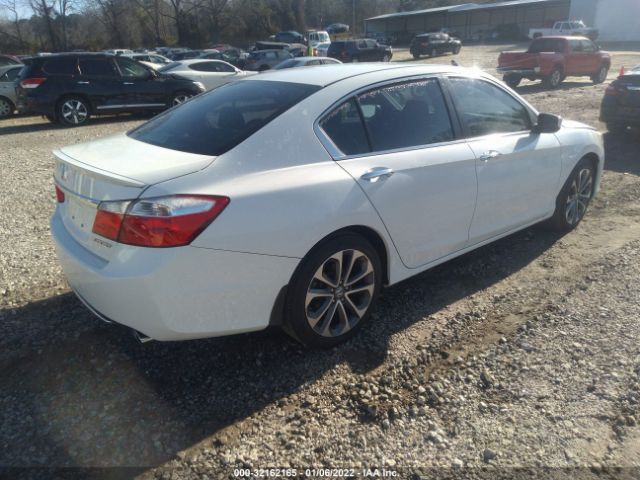 Photo 3 VIN: 1HGCR2F52DA229556 - HONDA ACCORD SDN 