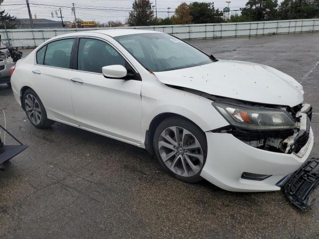 Photo 3 VIN: 1HGCR2F52EA017872 - HONDA ACCORD SPO 